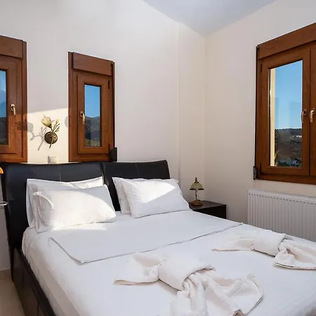 Vitamin Sea Luxury Agia Pelagia (Crete)
